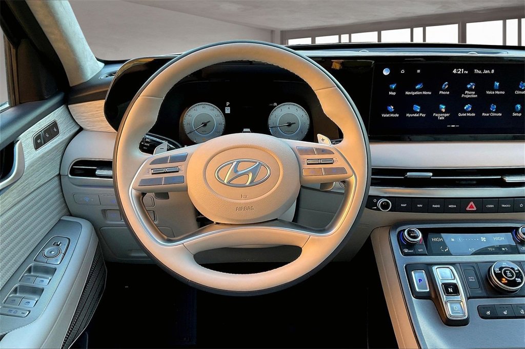 Used 2024 Hyundai Palisade Calligraphy image 8