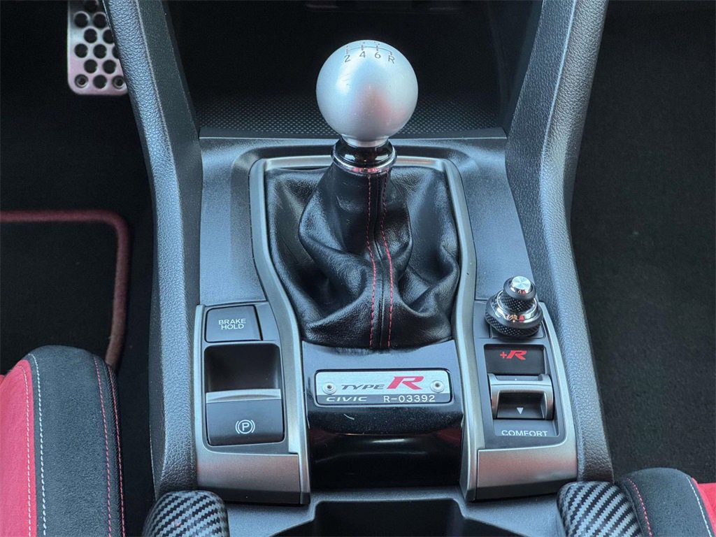 Used 2017 Honda Civic Type R image 6