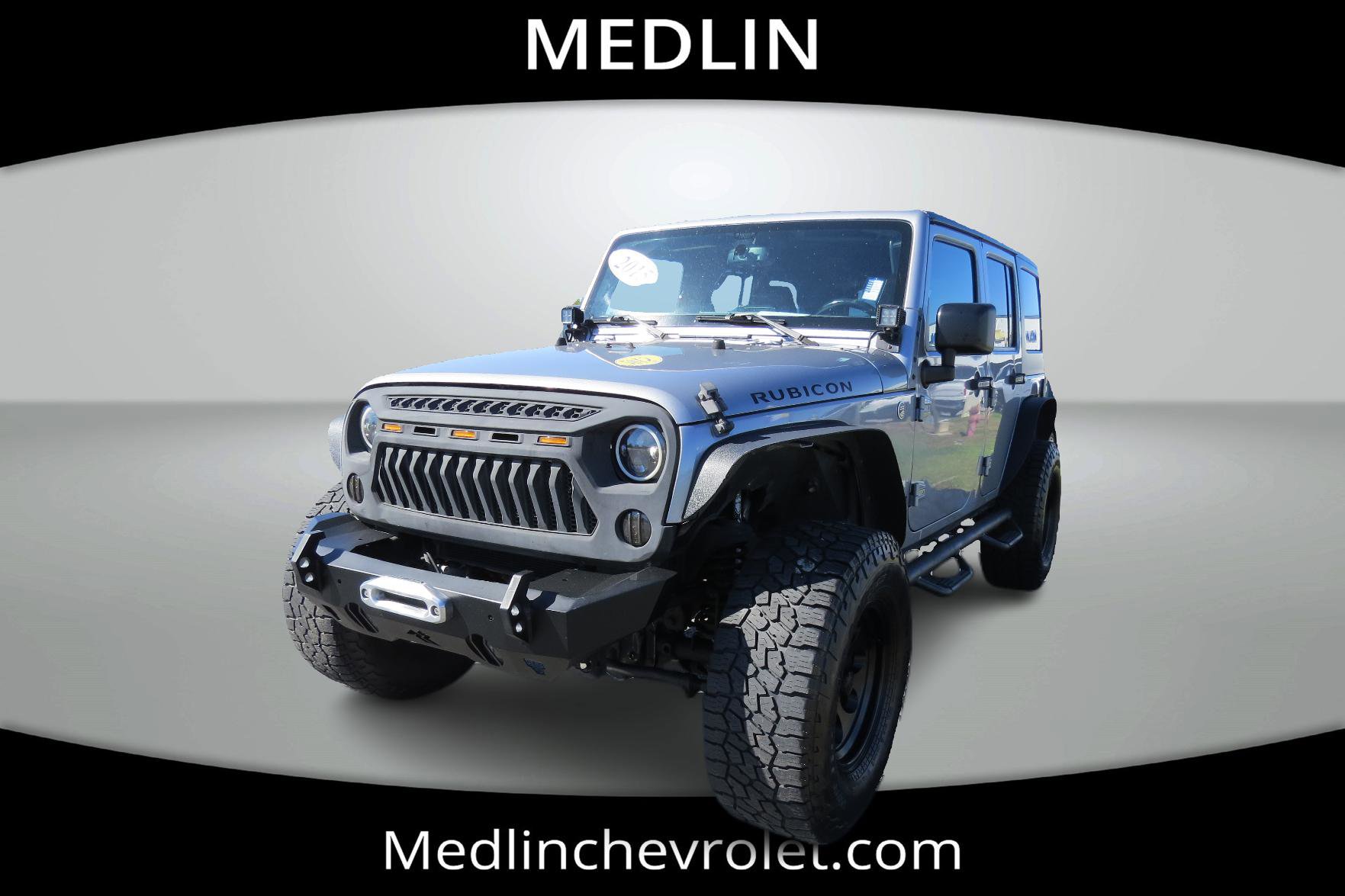 Used 2015 Jeep Wrangler Unlimited Rubicon w/ Connectivity Group image 4