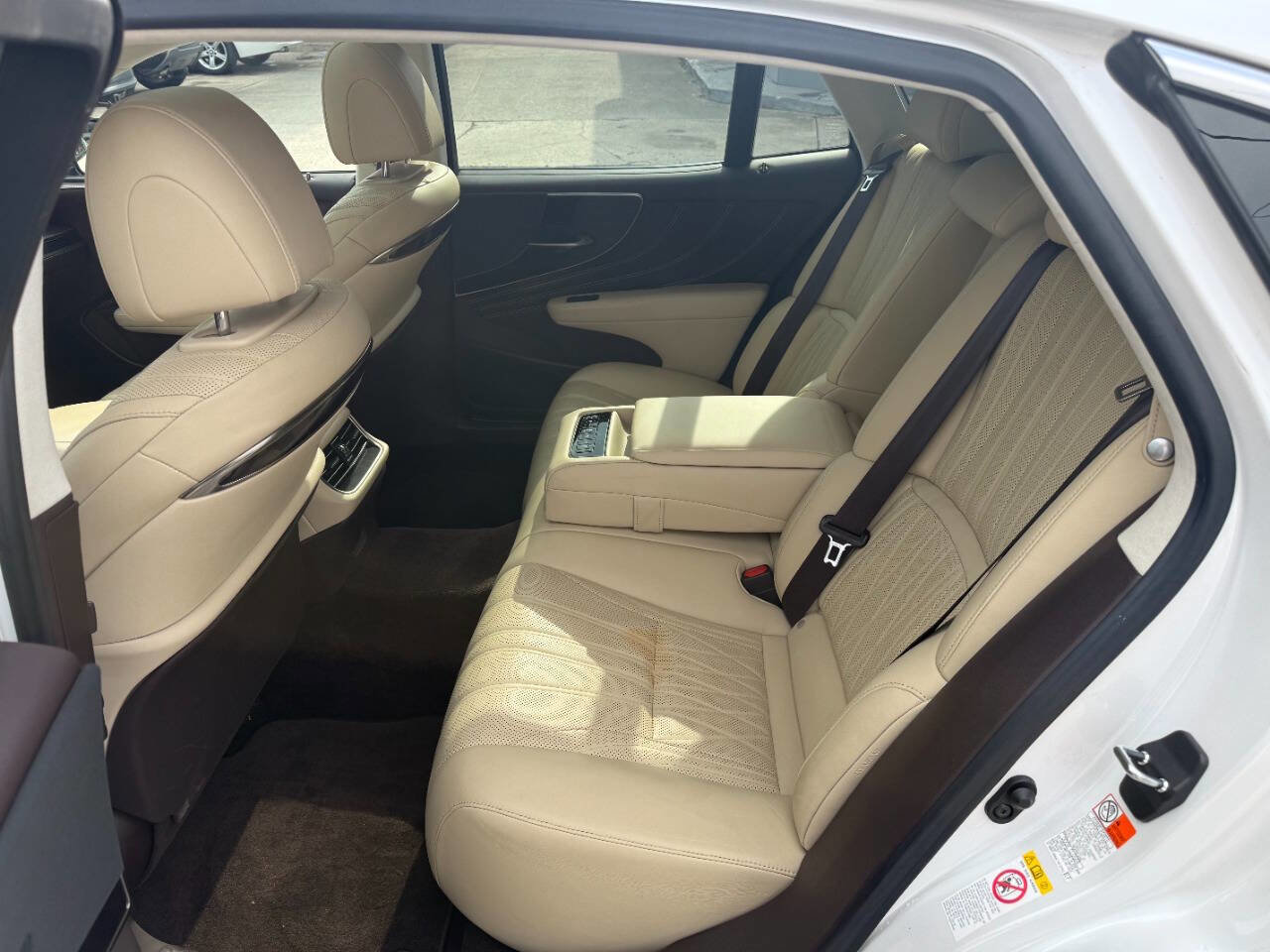 Used 2018 Lexus LS 500 w/ Interior Upgrade Package image 10