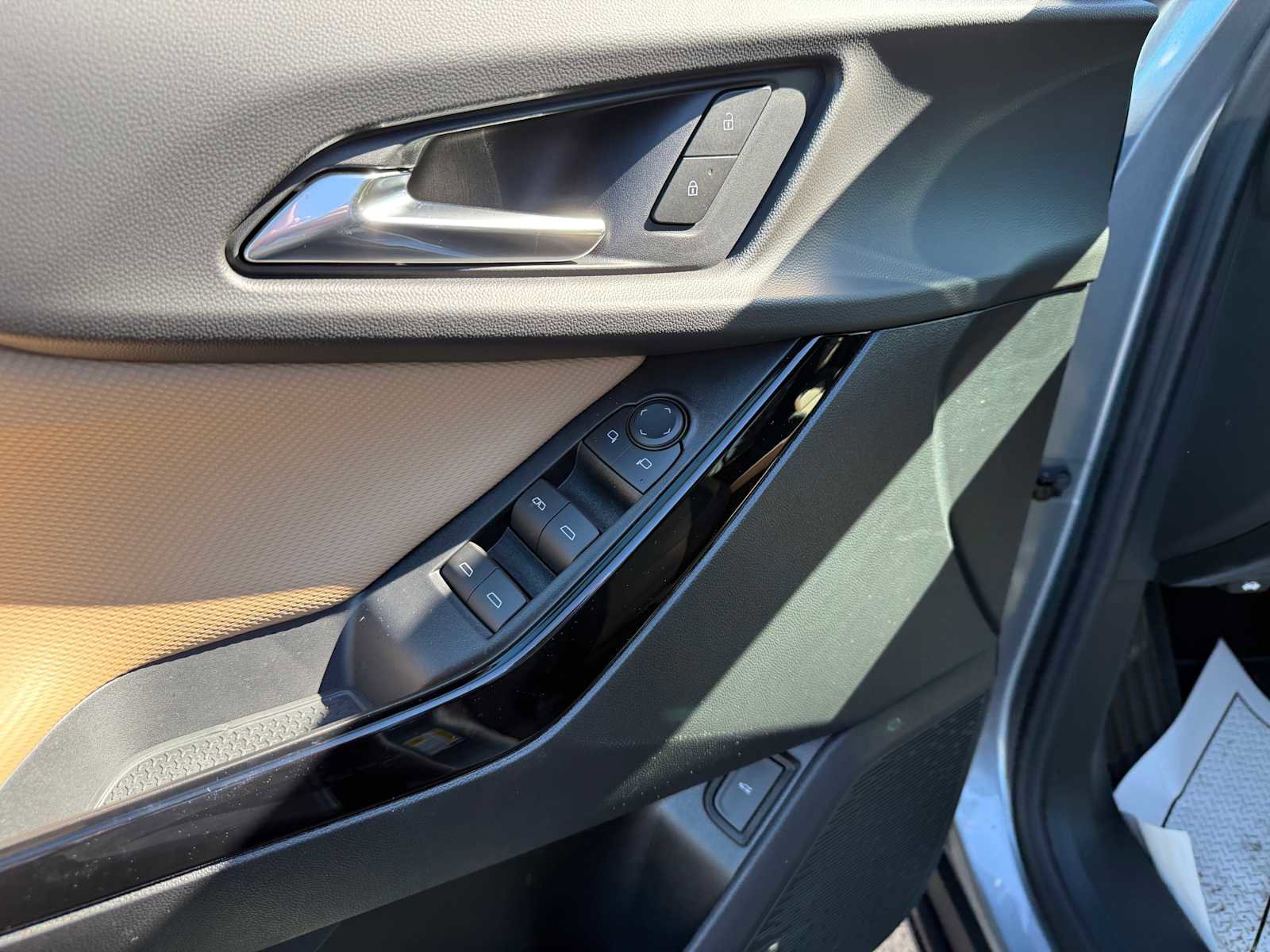 New 2026 Chevrolet Equinox ACTIV image 13