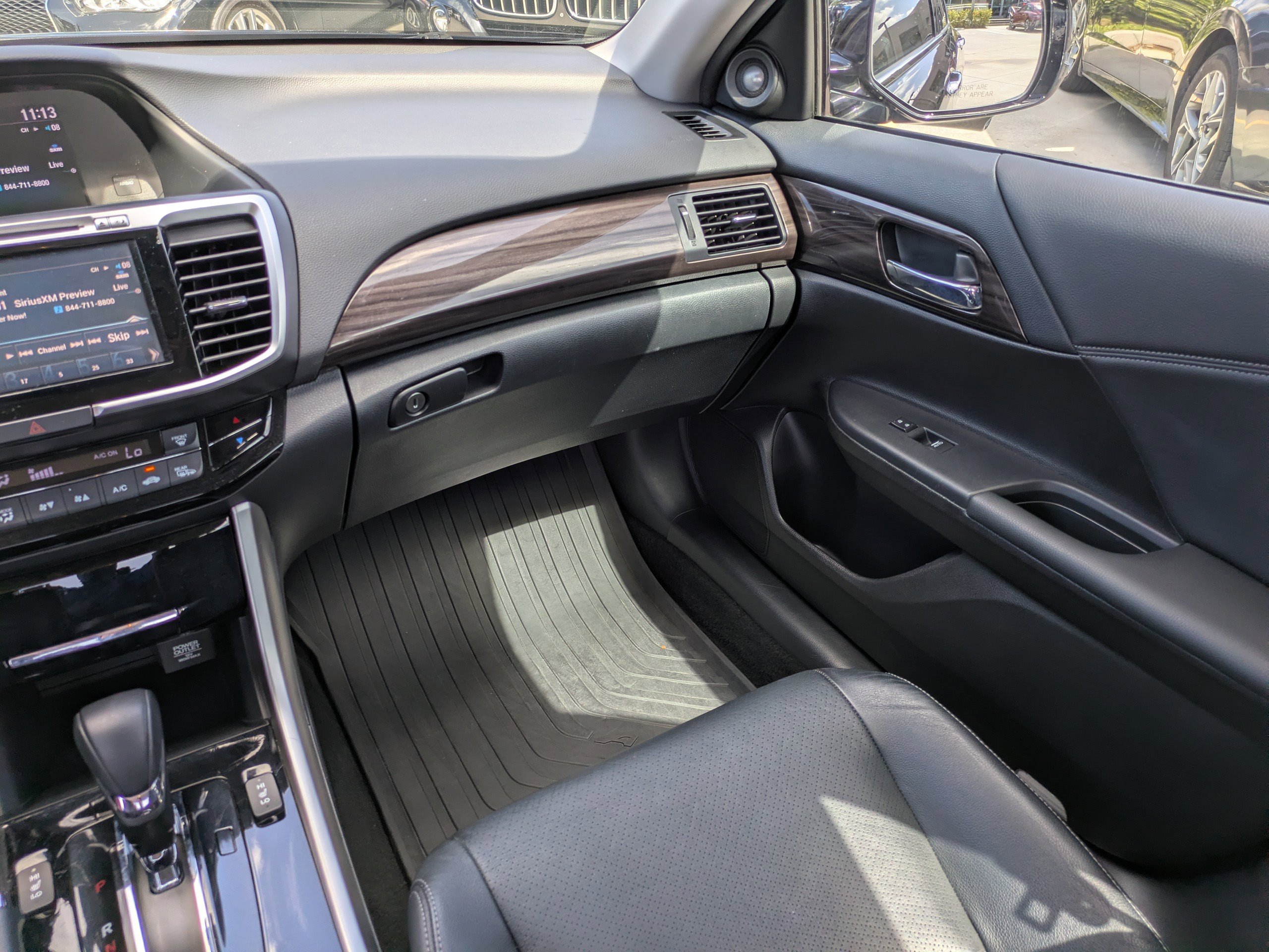 Used 2016 Honda Accord Touring image 13