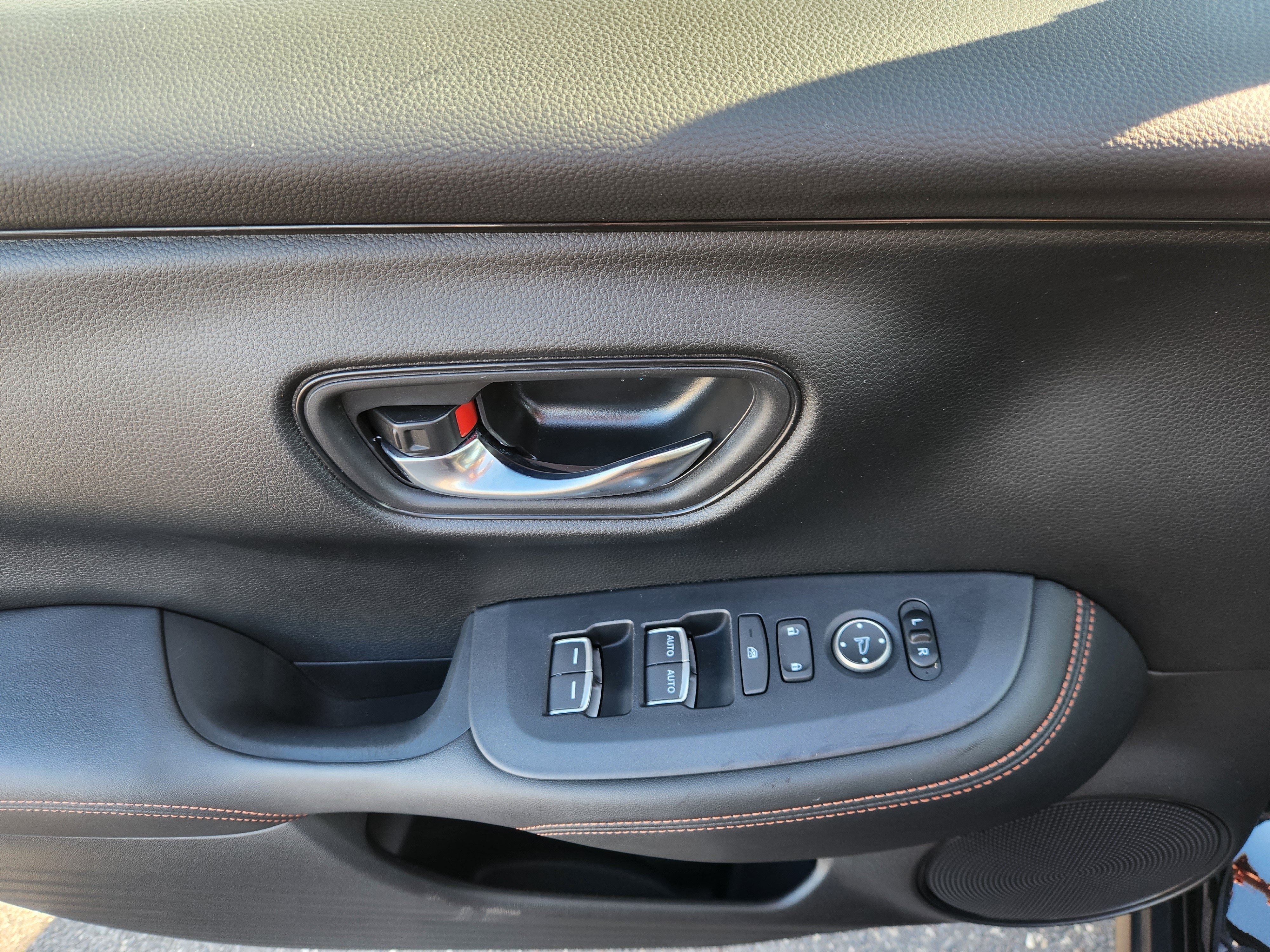 Certified 2024 Honda HR-V Sport image 16