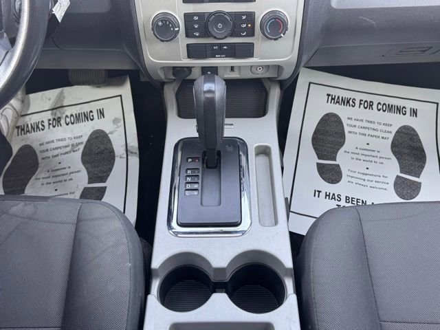 Used 2010 Ford Escape XLT image 17