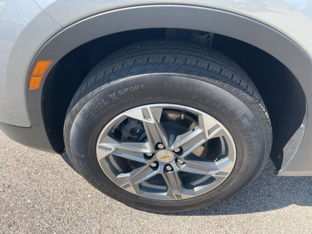 Used 2024 Chevrolet Blazer LT w/ Convenience Package FWD image 31