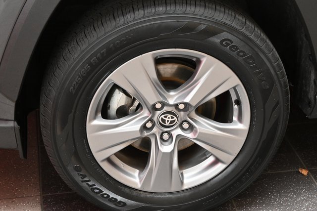 Certified 2024 Toyota RAV4 XLE image 19