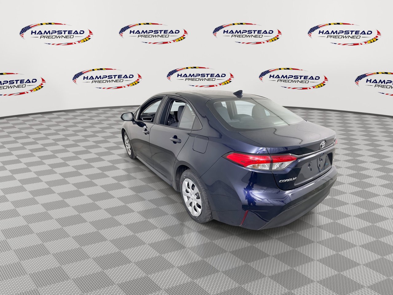 Used 2023 Toyota Corolla LE image 6