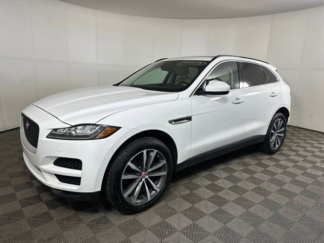 Used 2018 Jaguar F-PACE Prestige image 7