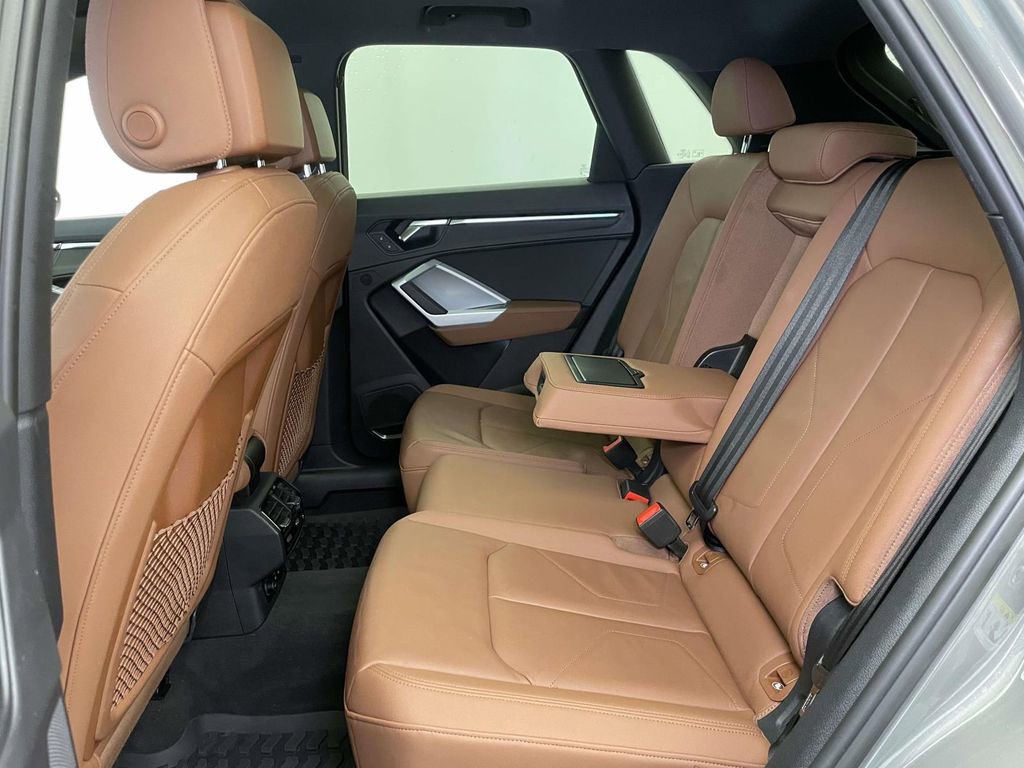 Used 2021 Audi Q3 2.0T Premium Plus image 18