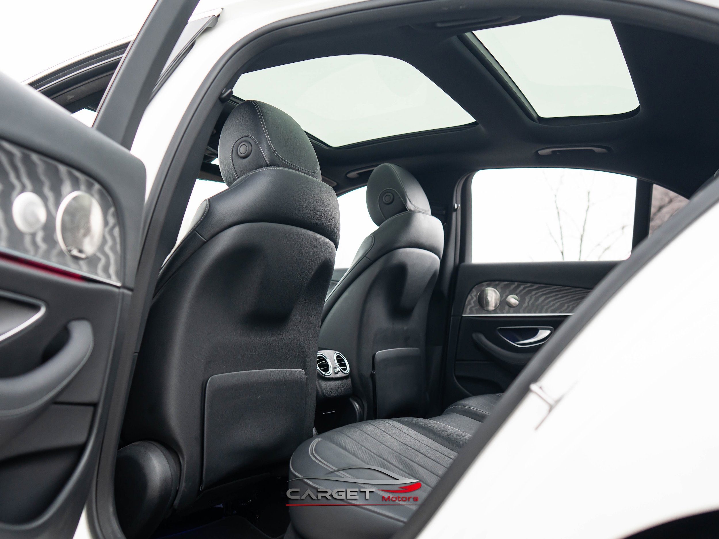 Used 2021 Mercedes-Benz E 350 Sedan w/ Premium Package image 21
