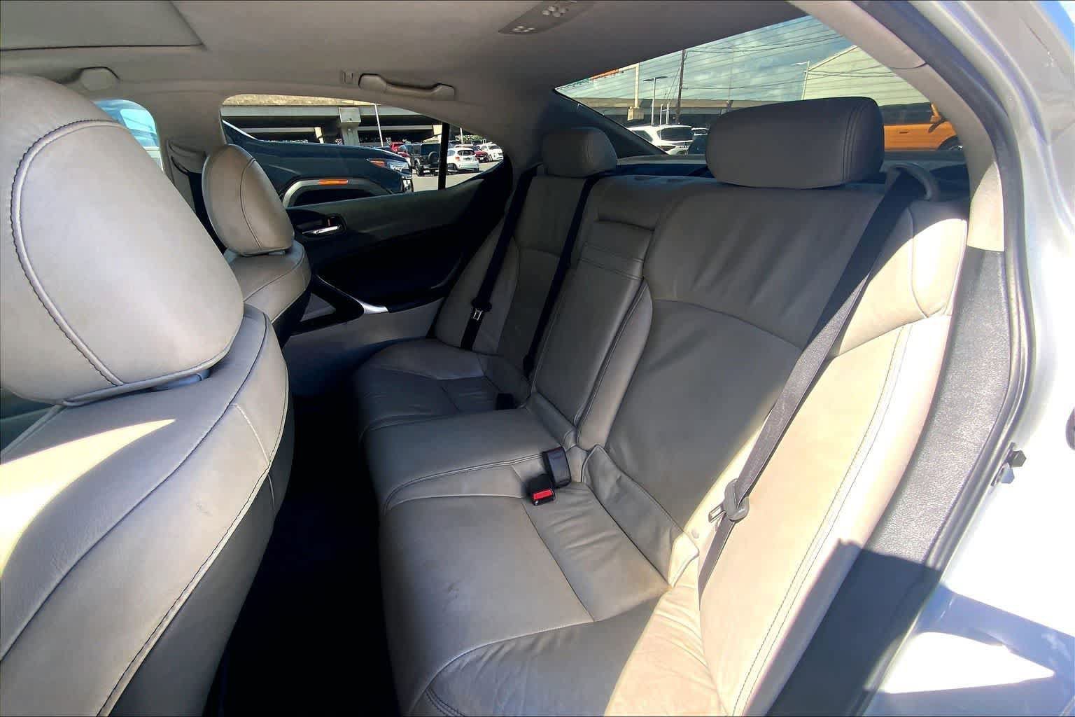 Used 2010 Lexus IS 250 RWD image 28