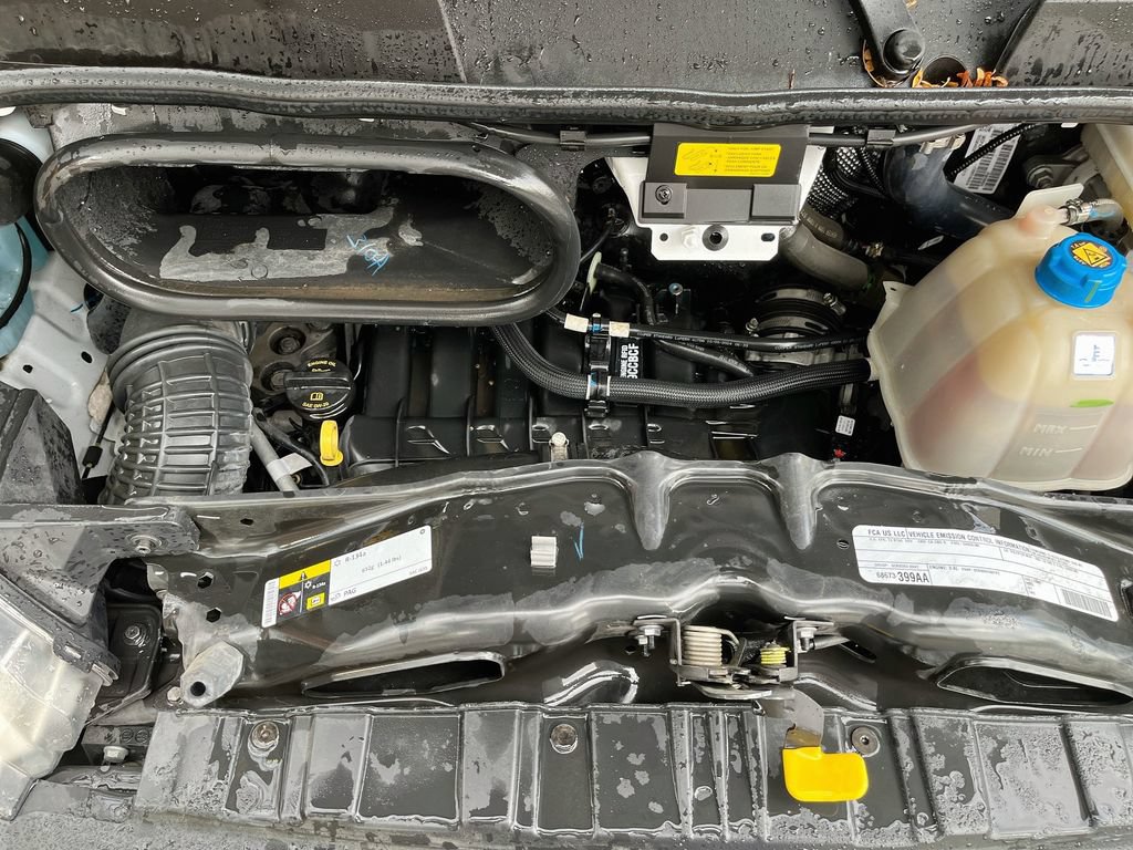 Used 2025 RAM ProMaster 2500 w/ Convenience Group FWD image 26