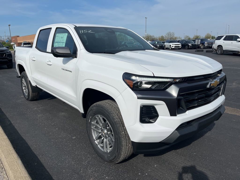 New 2026 Chevrolet Colorado LT image 2