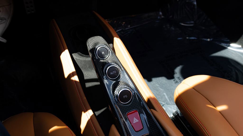 Used 2023 Ferrari F8 Tributo RWD image 4