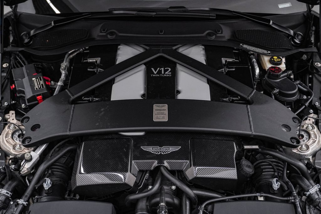 Used 2026 Aston Martin Vanquish Convertible RWD image 38