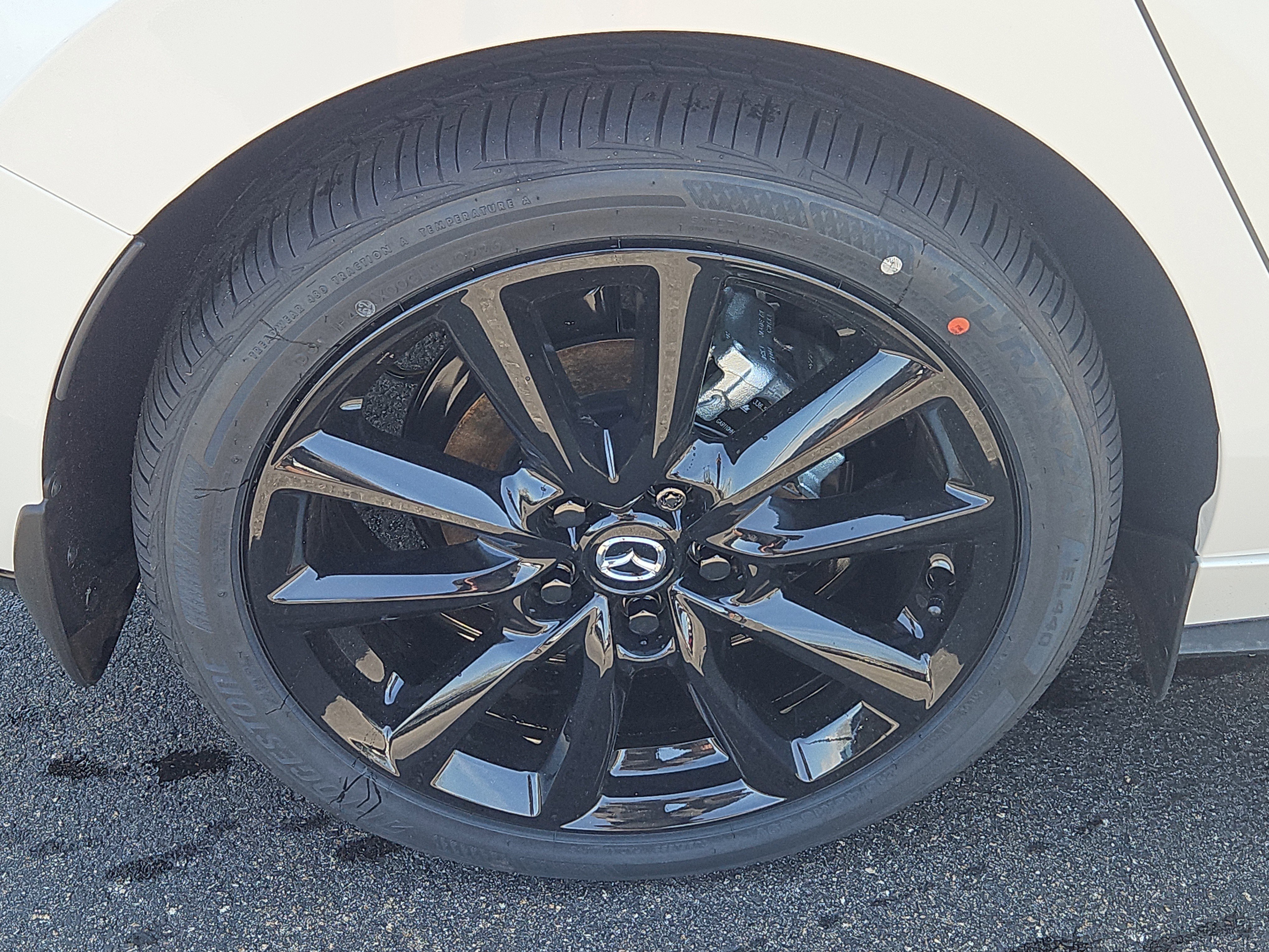 New 2026 MAZDA MAZDA3 Hatchback w/Premium Plus Pkg AWD/4WD image 3