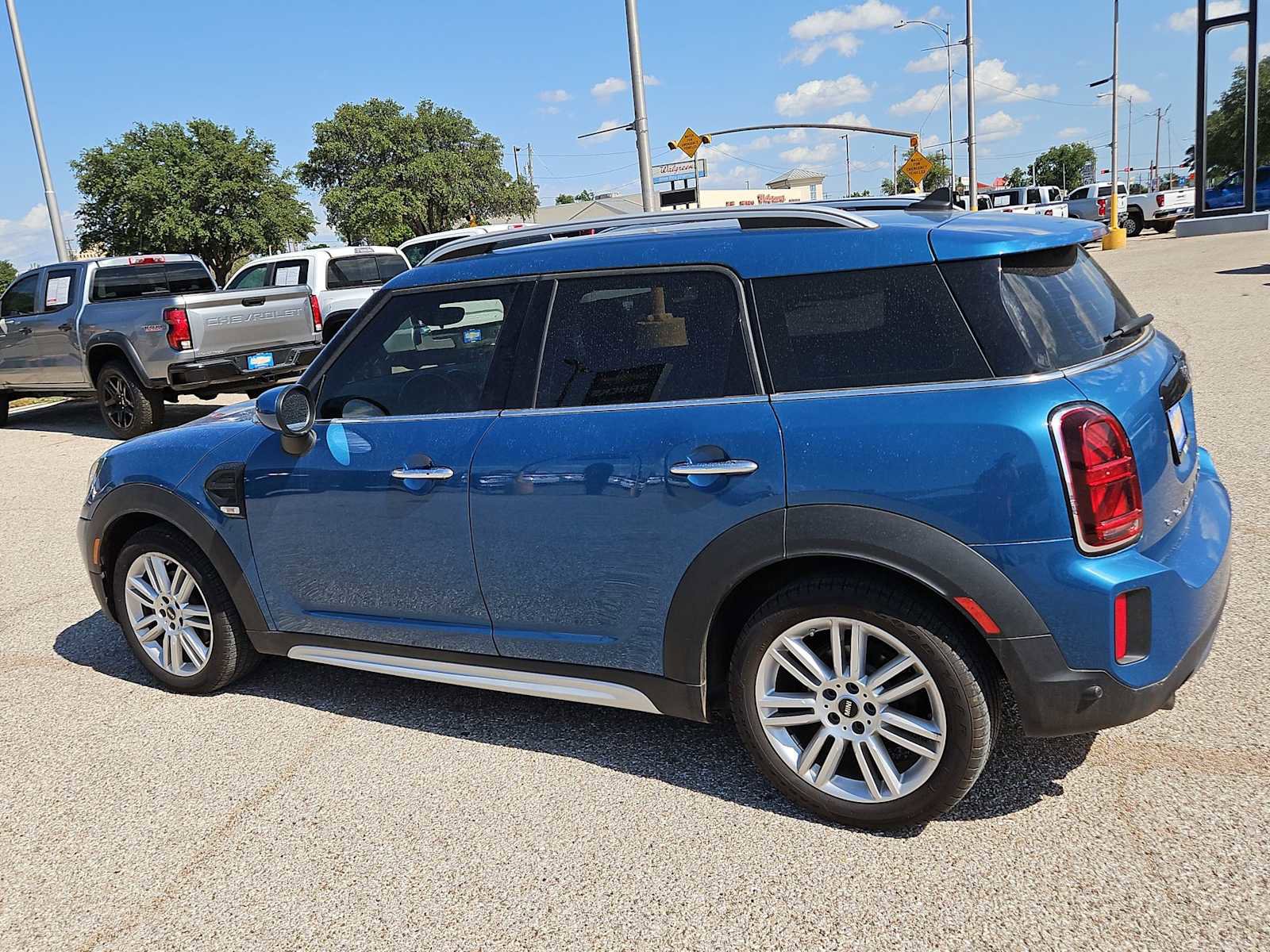 Used 2022 MINI Cooper Countryman image 11