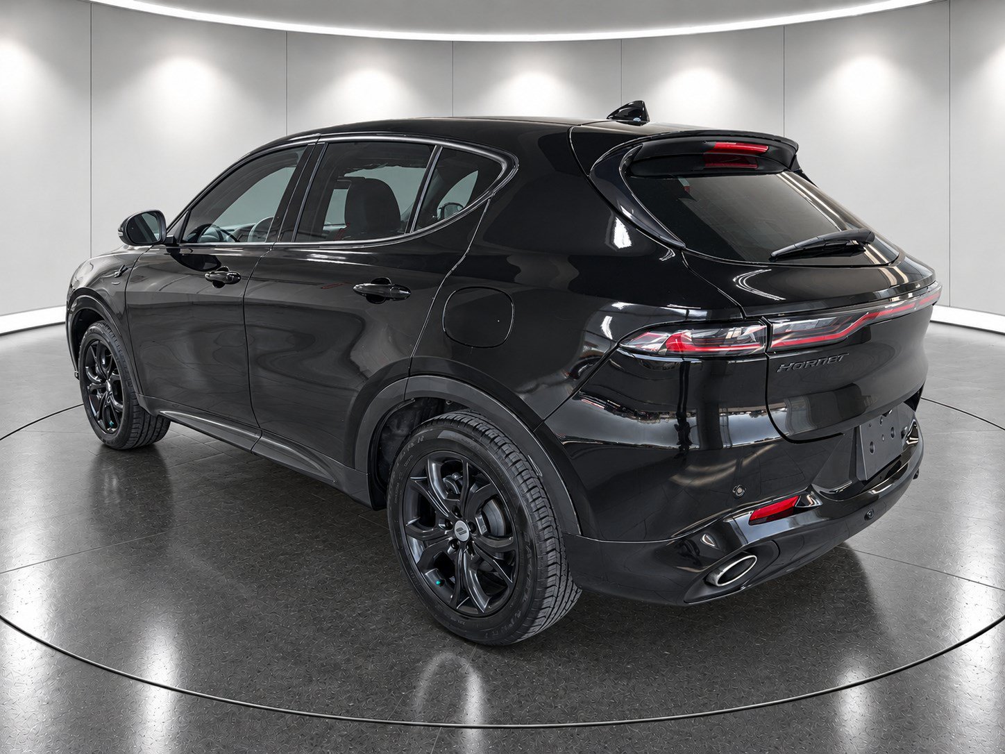 Used 2024 Dodge Hornet R/T Plus w/ R/T Blacktop Package AWD/4WD image 6