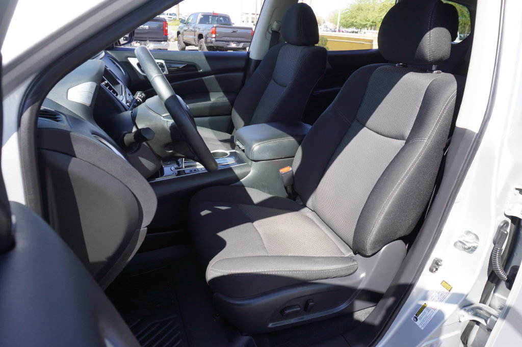 Certified 2020 Nissan Pathfinder SV FWD image 14