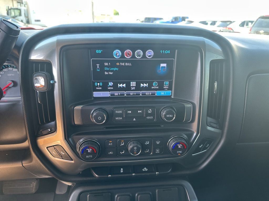Used 2018 Chevrolet Silverado 1500 LT w/ All Star Edition AWD/4WD image 14