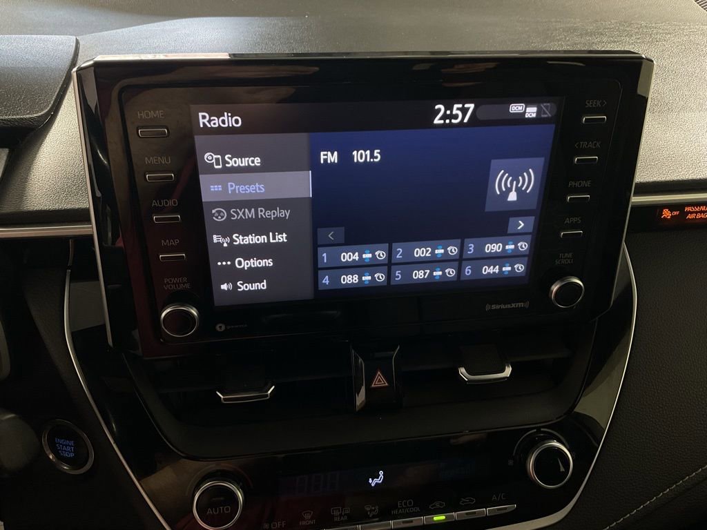 Used 2021 Toyota Corolla SE image 22