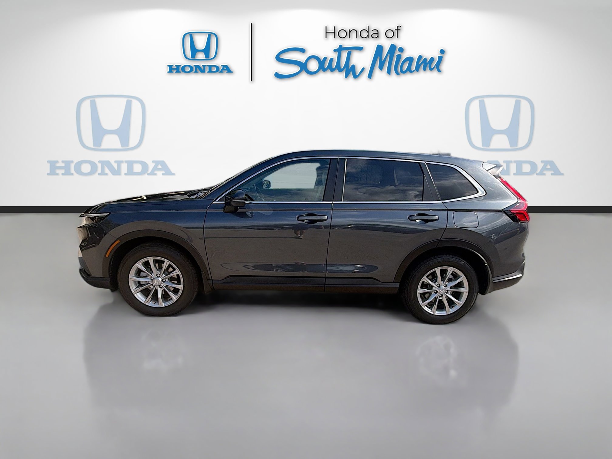 Certified 2025 Honda CR-V EX image 4