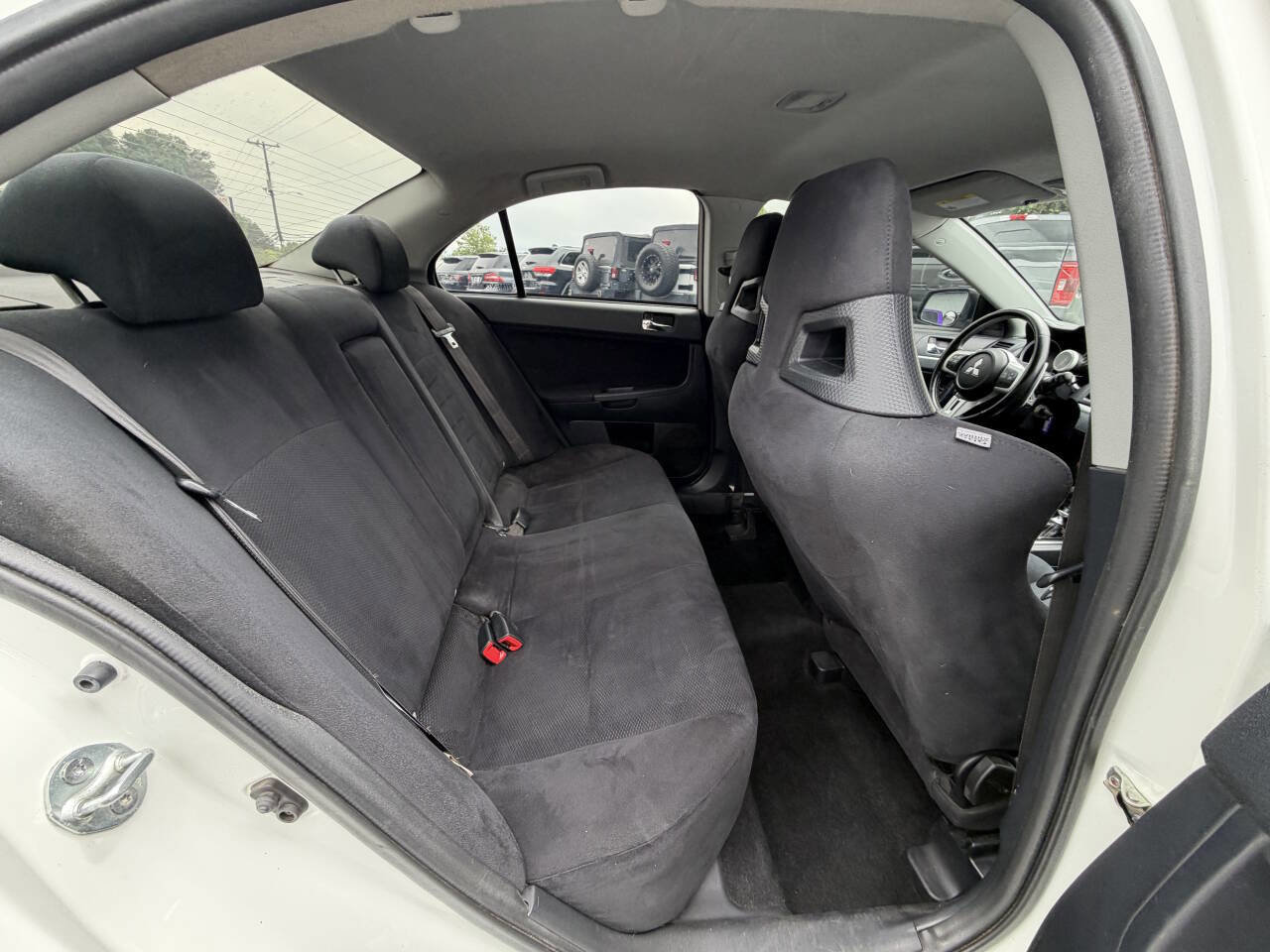 Used 2010 Mitsubishi Lancer Evolution SE AWD/4WD image 11