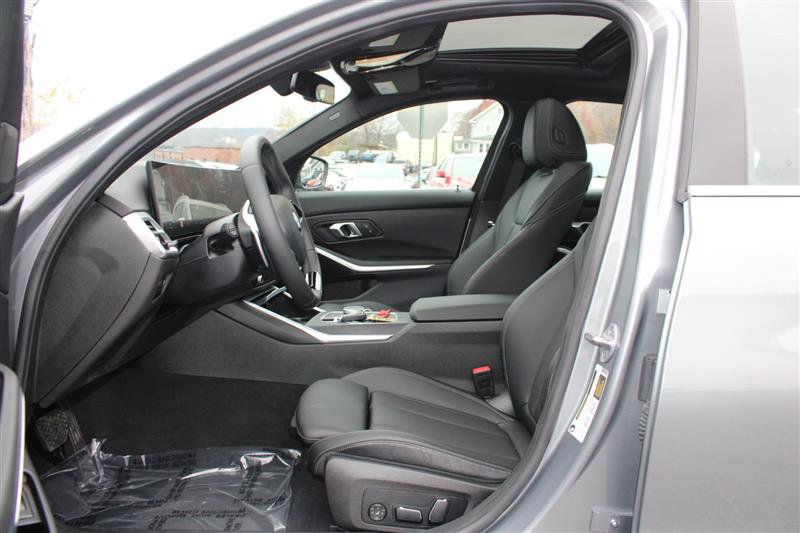 Used 2025 BMW 330i 330i image 11