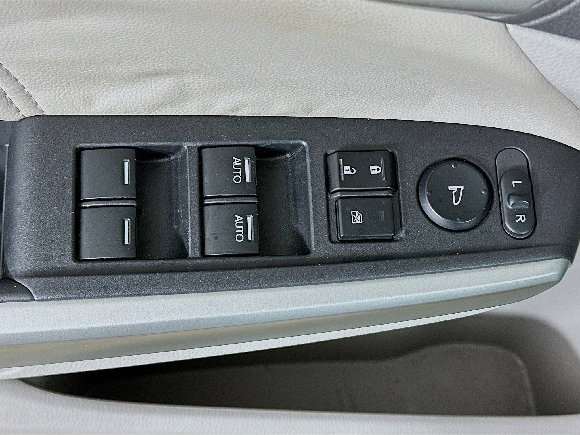 Used 2009 Honda Accord EX-L image 15