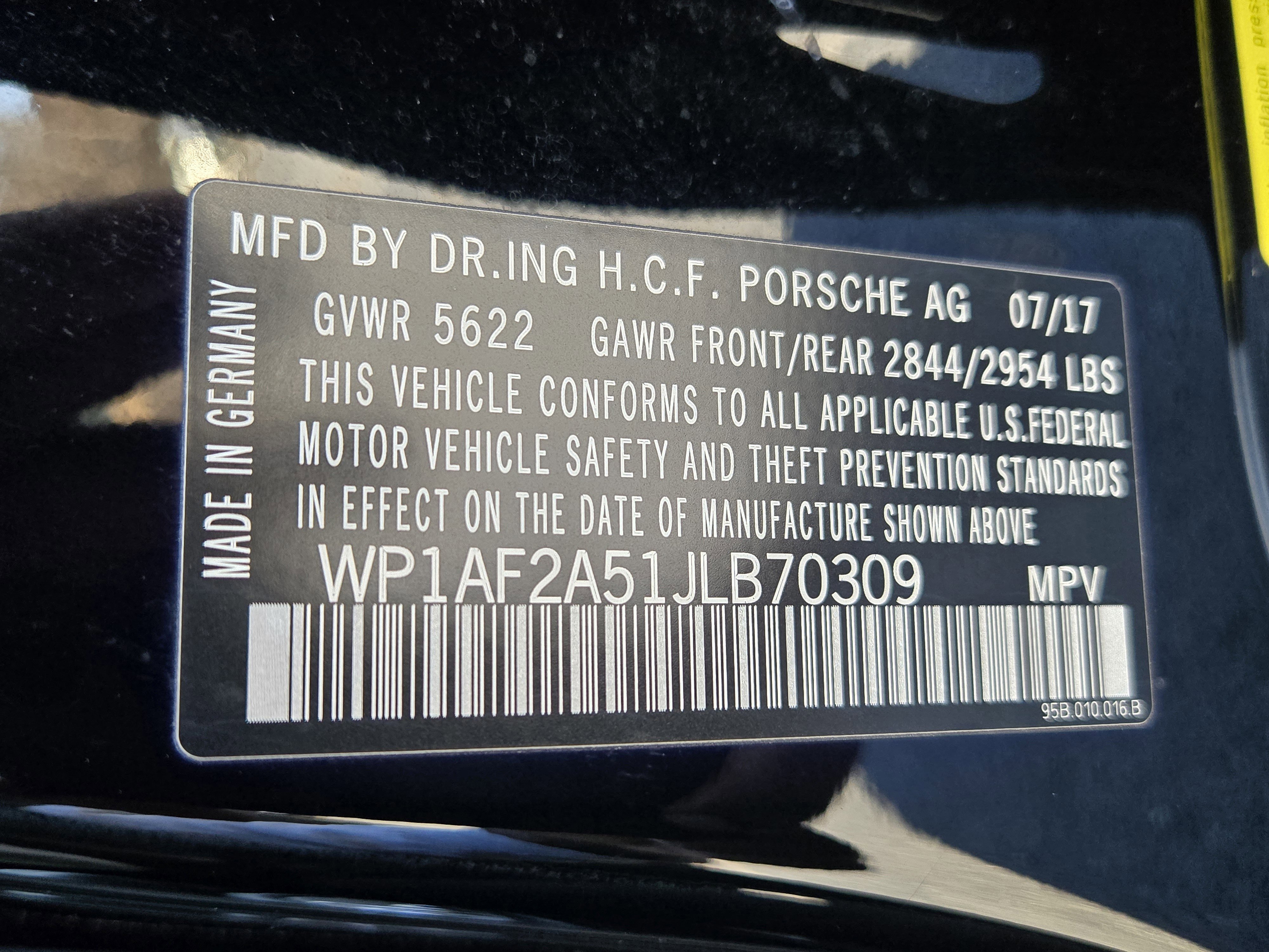 Used 2018 Porsche Macan Turbo image 27