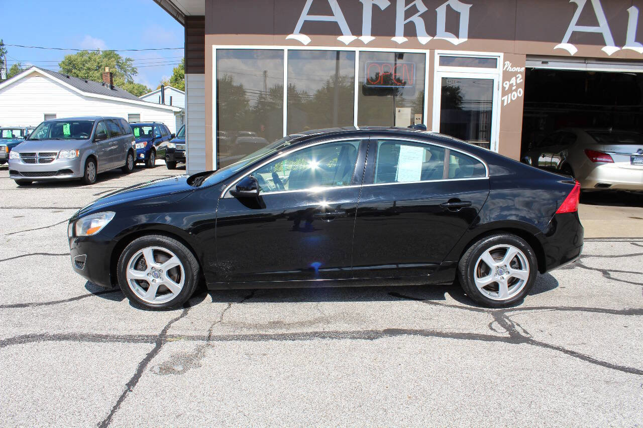 Used 2012 Volvo S60 T5 w/ Climate Pkg image 6