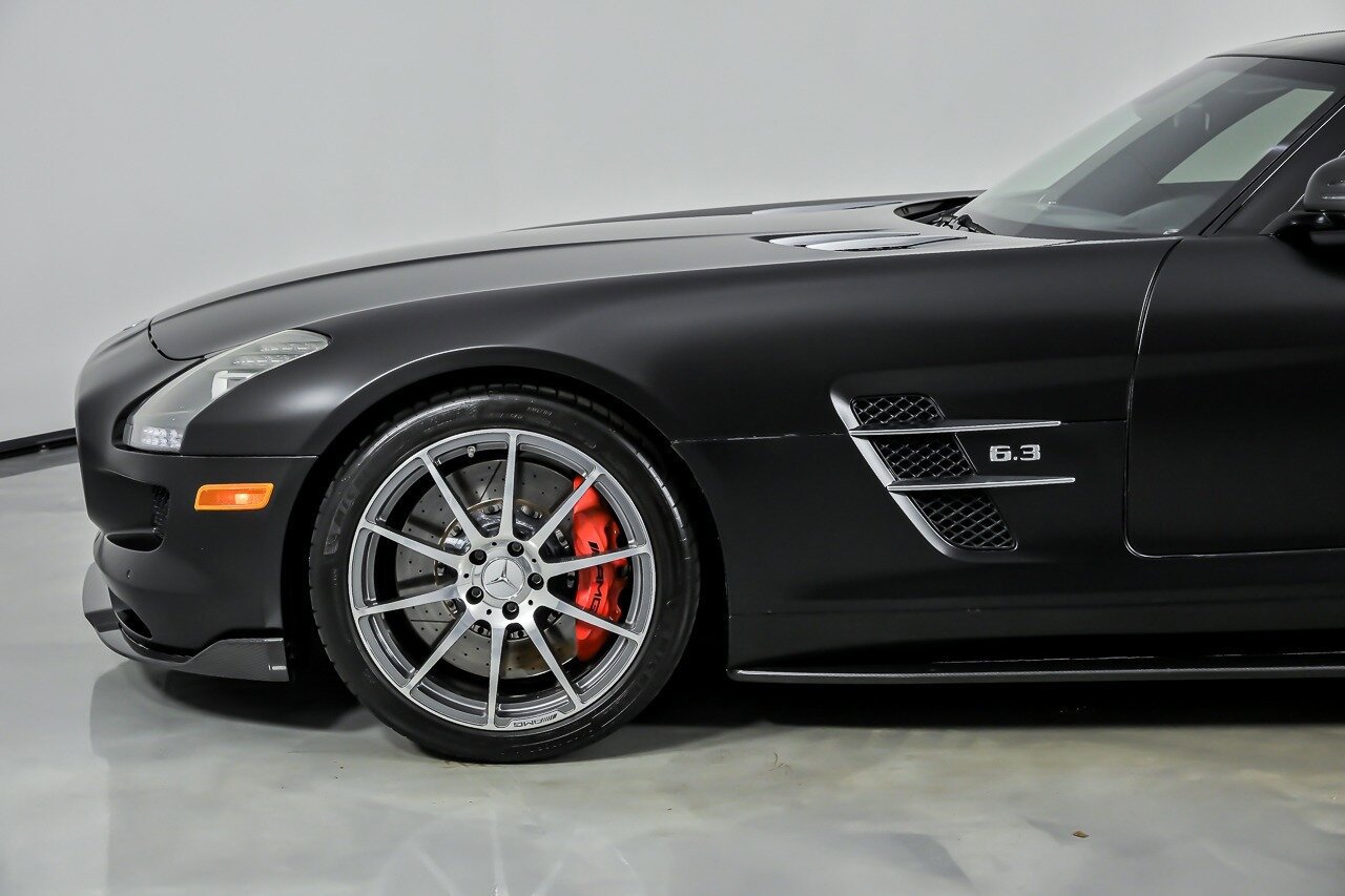 Used 2012 Mercedes-Benz SLS AMG Coupe image 7