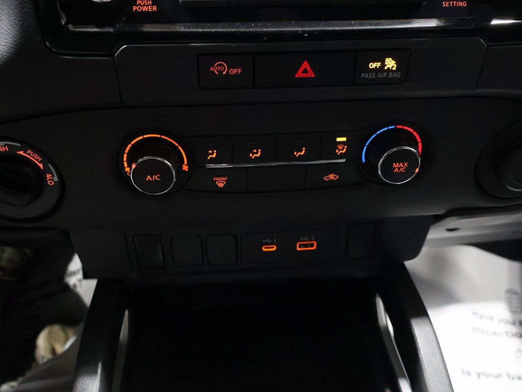 Used 2024 Nissan Frontier SV image 28