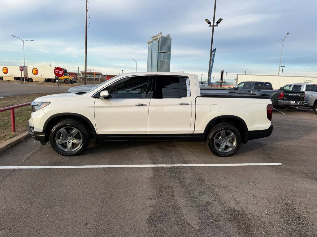 Used 2023 Honda Ridgeline RTL-E image 2