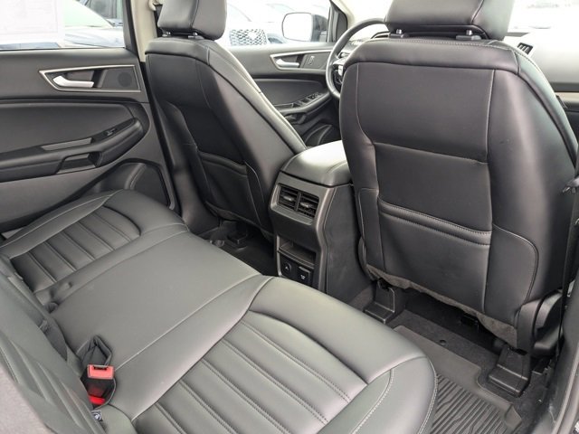 Used 2024 Ford Edge SEL w/ Convenience Package image 14