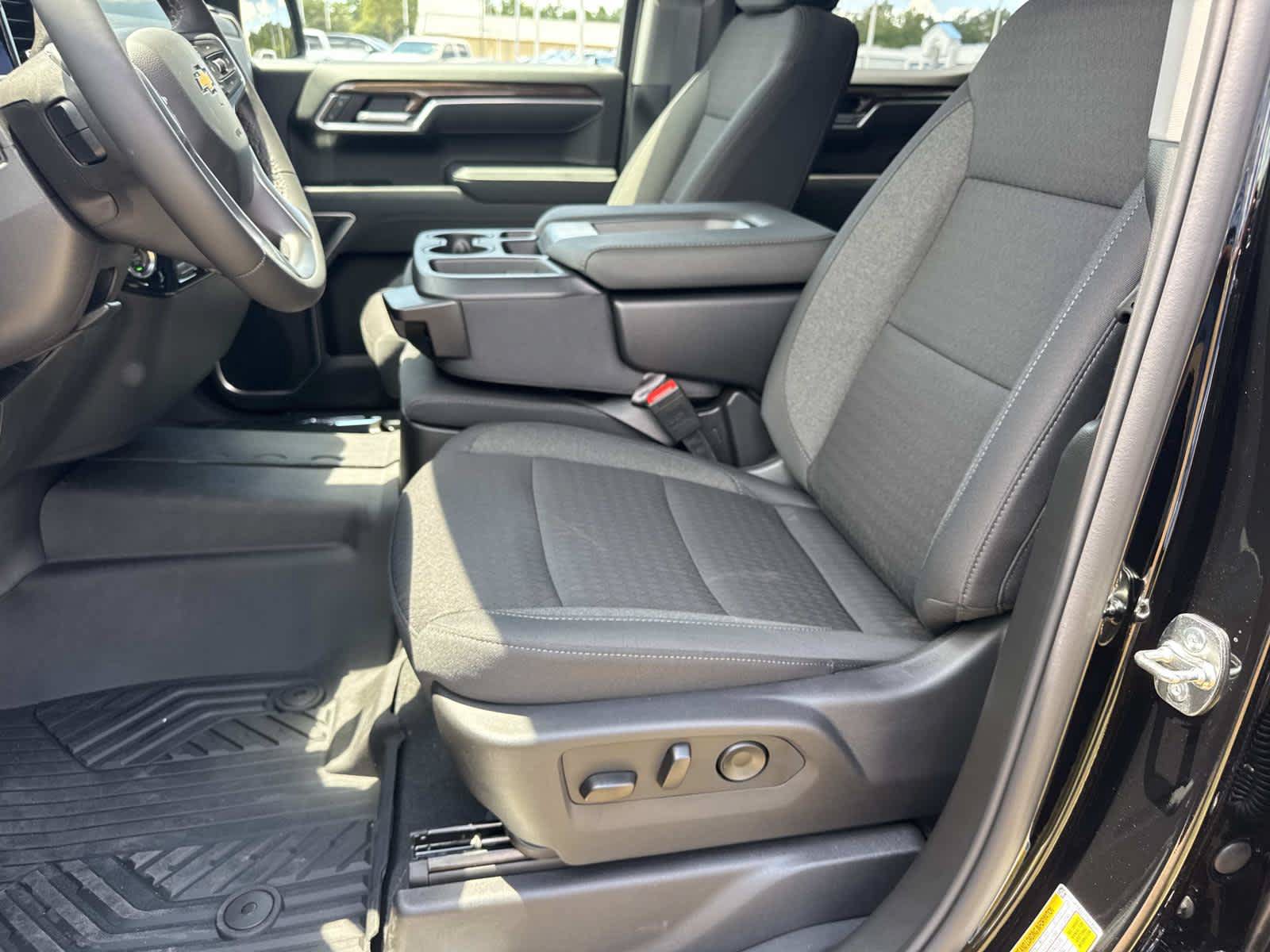 New 2026 Chevrolet Silverado 1500 LT AWD/4WD image 11