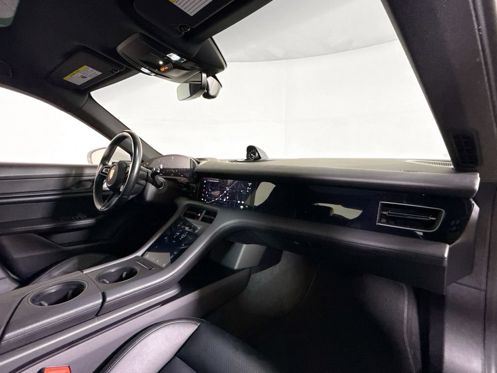 Certified 2022 Porsche Taycan RWD image 17