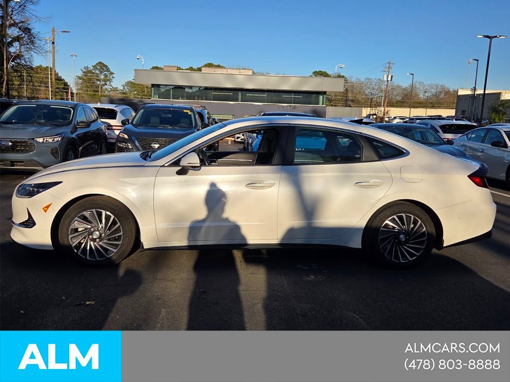 Used 2022 Hyundai Sonata Limited FWD image 3