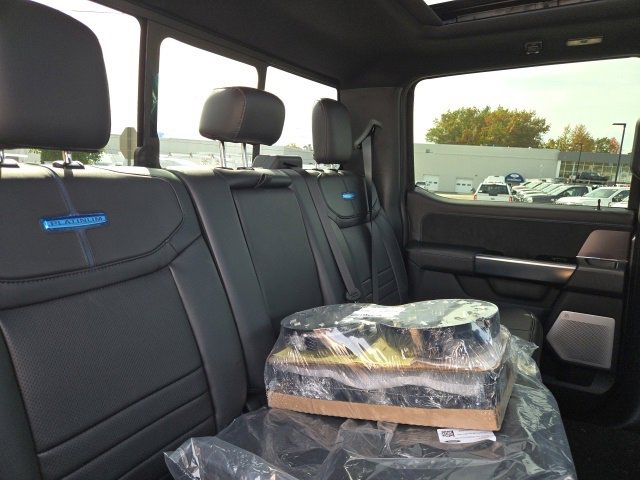 New 2026 Ford F350 Platinum image 35