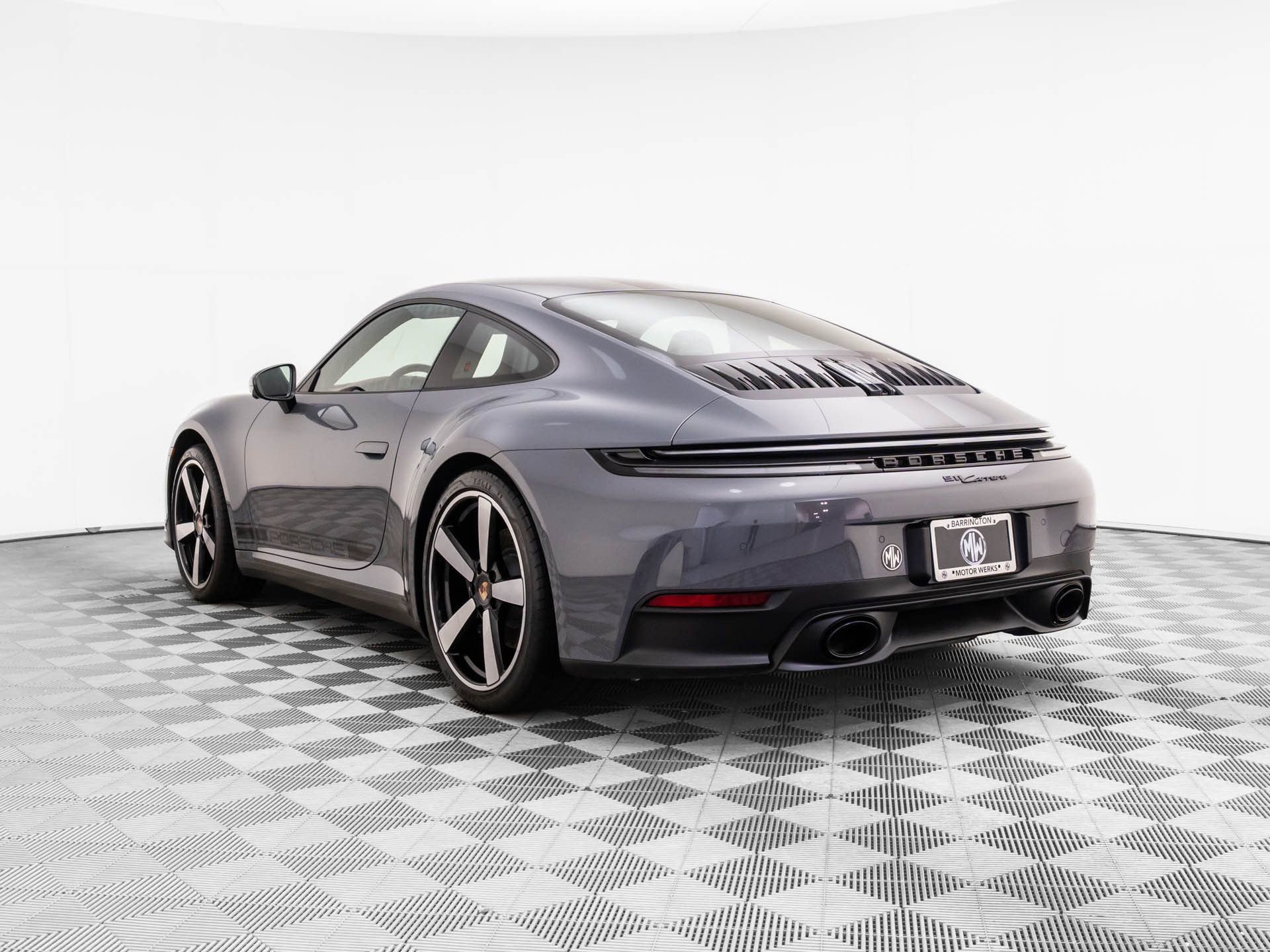 Certified 2025 Porsche 911 Carrera image 3