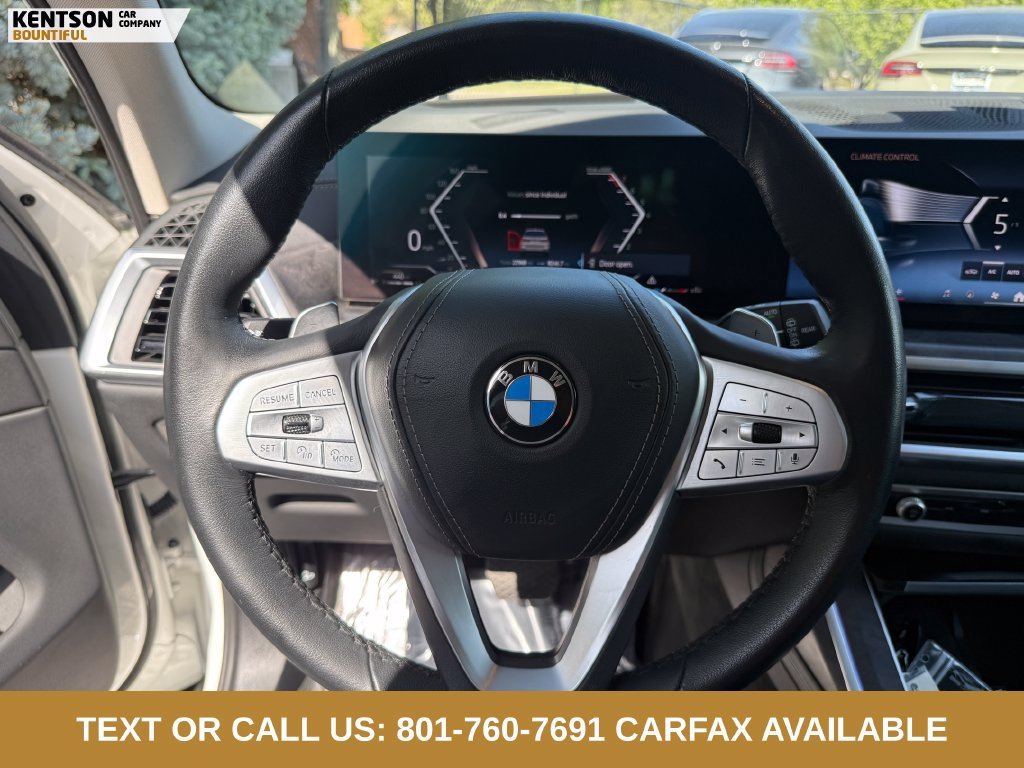 Used 2025 BMW X7 xDrive40i AWD/4WD image 17