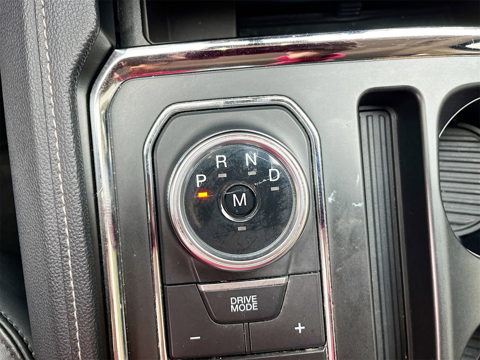 Used 2024 Ford Expedition XLT image 17