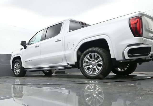 Used 2024 GMC Sierra 1500 Denali w/ Technology Package AWD/4WD image 26