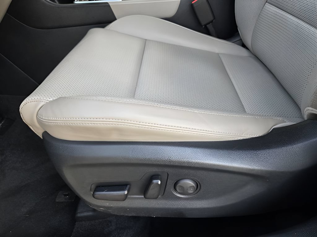 Used 2021 Kia Sportage EX FWD image 21