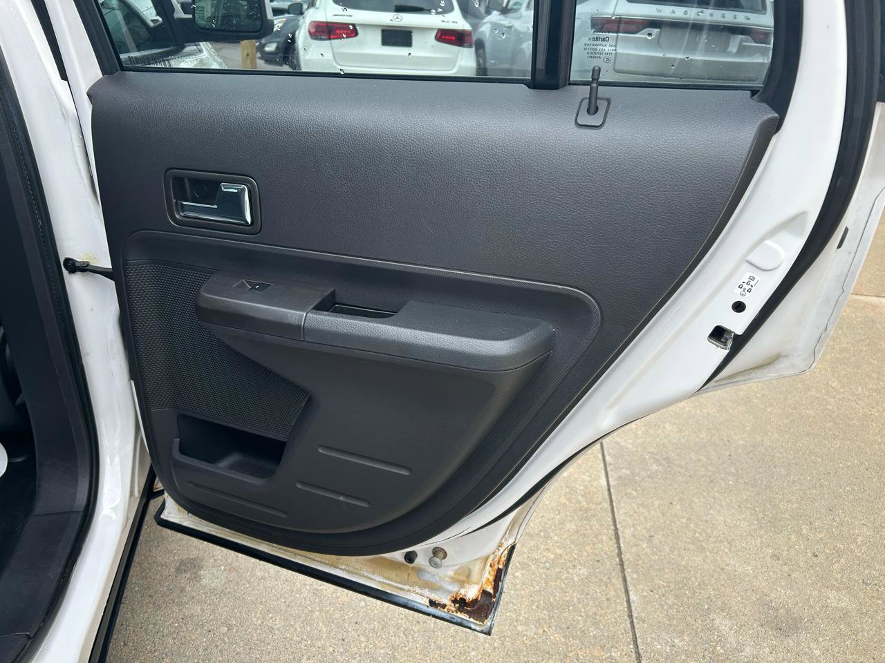 Used 2010 Ford Edge SEL AWD/4WD image 15