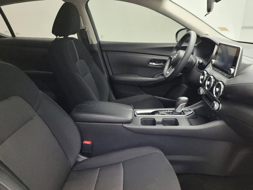 Used 2025 Nissan Sentra SV FWD image 21
