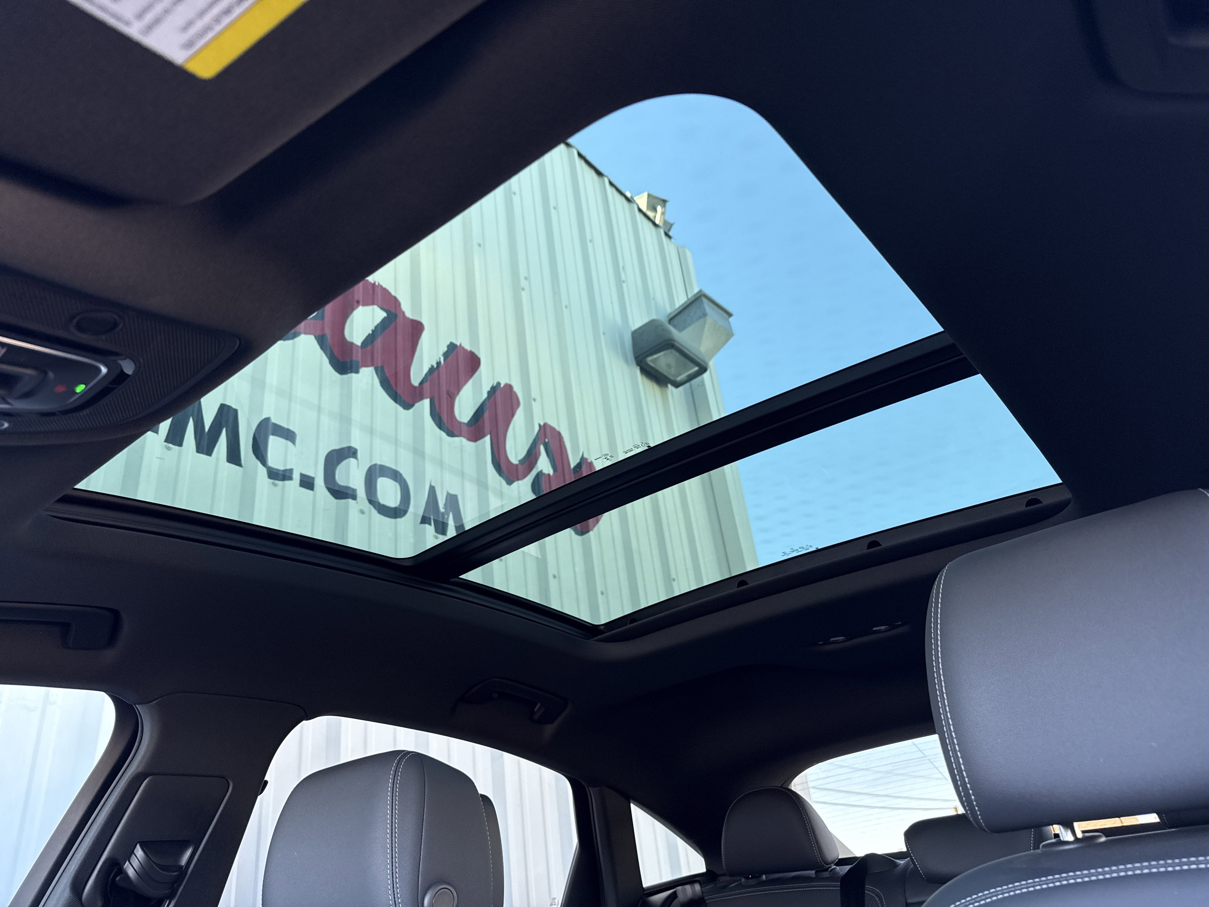 Used 2023 Audi e-tron Premium w/ Convenience Plus Package image 24