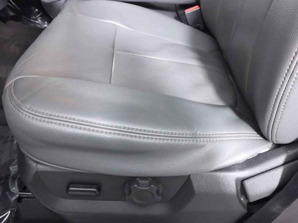 Used 2016 Ford F250 XLT w/ XLT Premium Package image 30