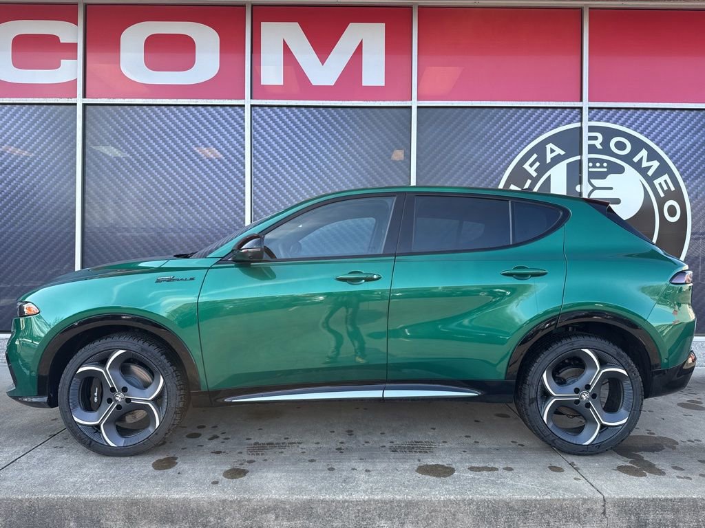 New 2026 Alfa Romeo Tonale w/ Active Assist Package image 9