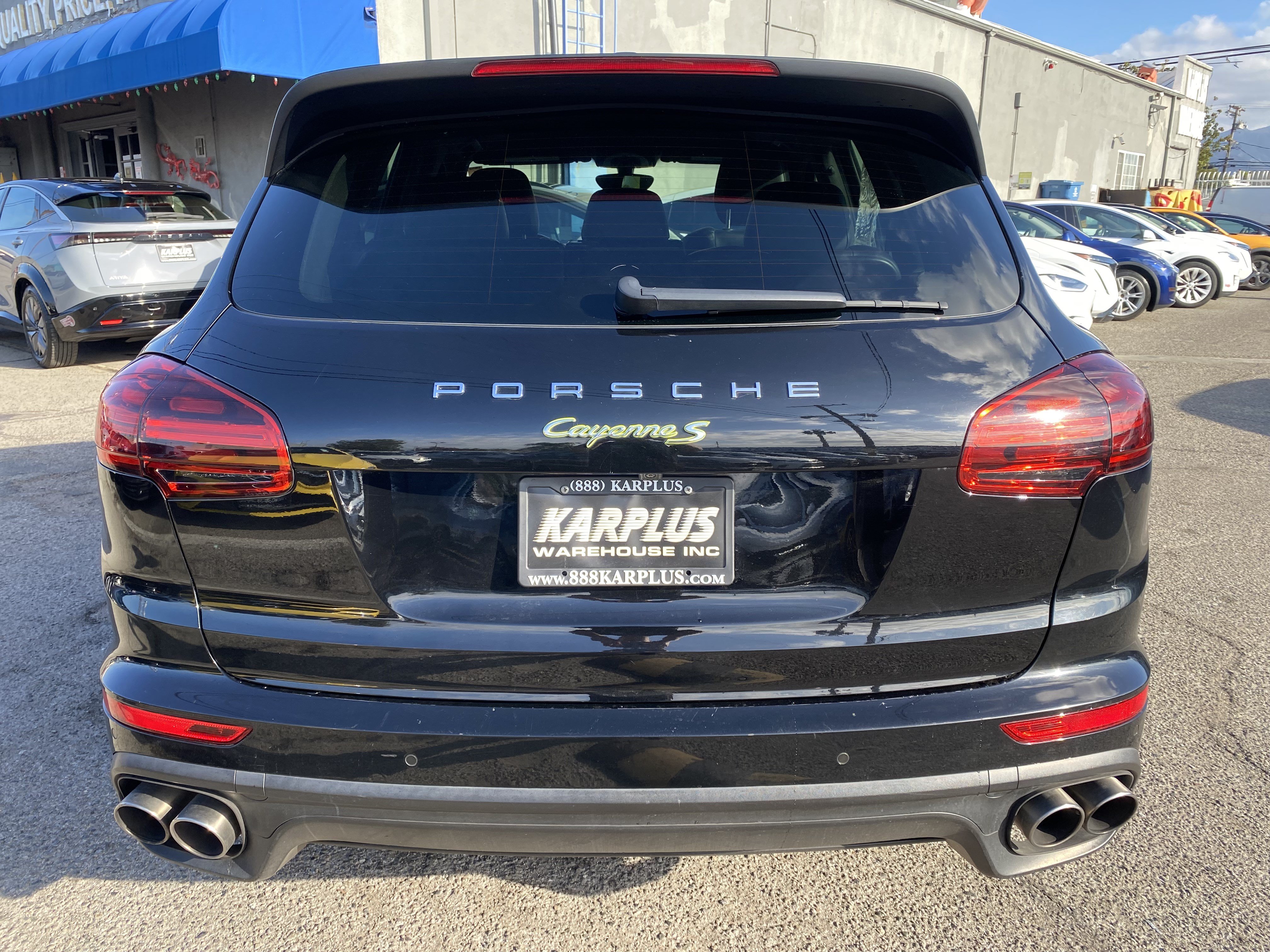 Used 2017 Porsche Cayenne S Platinum AWD/4WD image 11